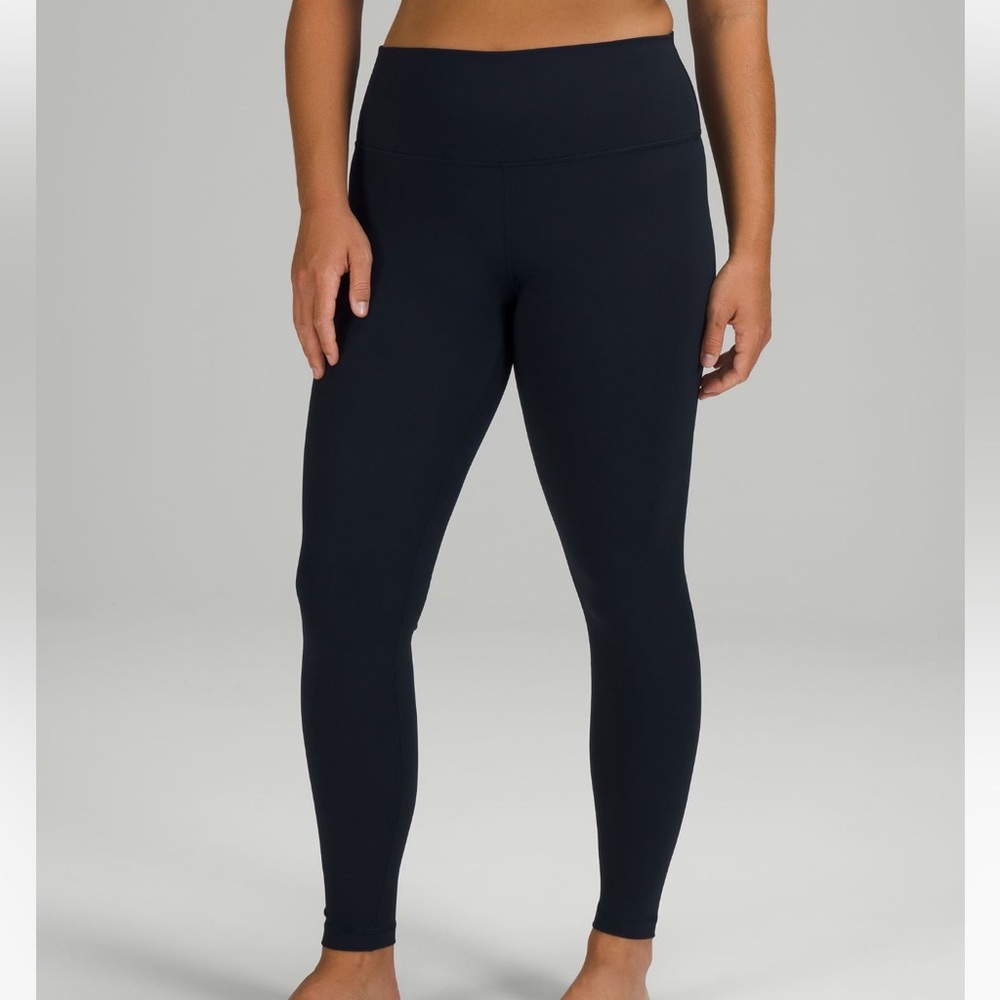 Lululemon black Wunder Under